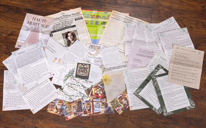 Mistletoe & Mayhem: A Huckleberry Hollow 6-Letter Mini-Mystery All-In-One Box