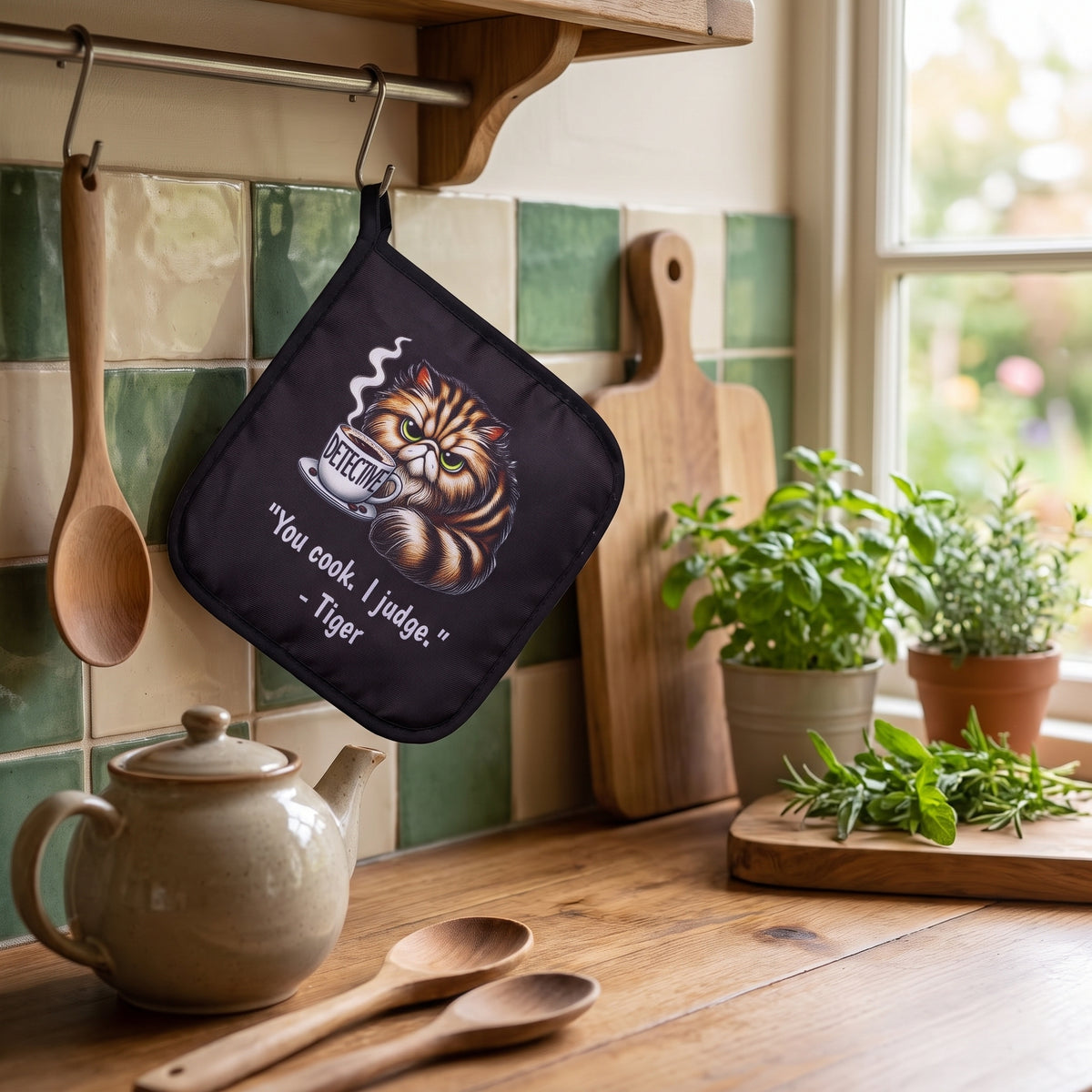 The Detective Tiger Pot Holder